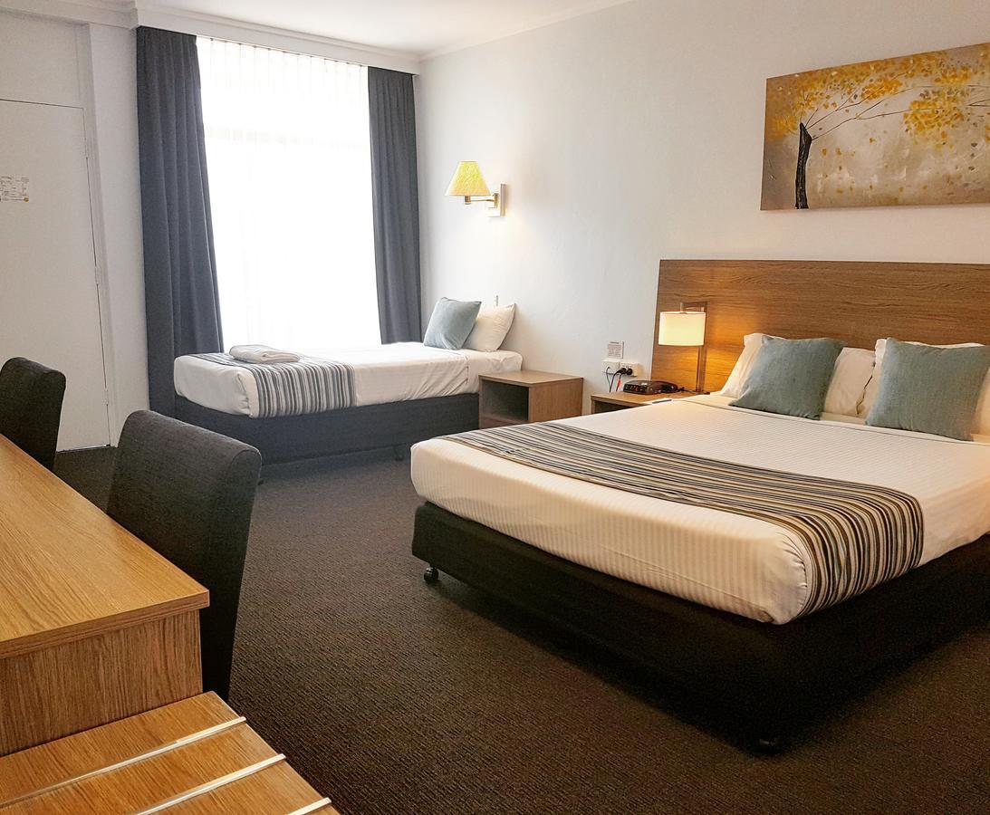 Mid City Motor Inn Сінґлтон Екстер'єр фото