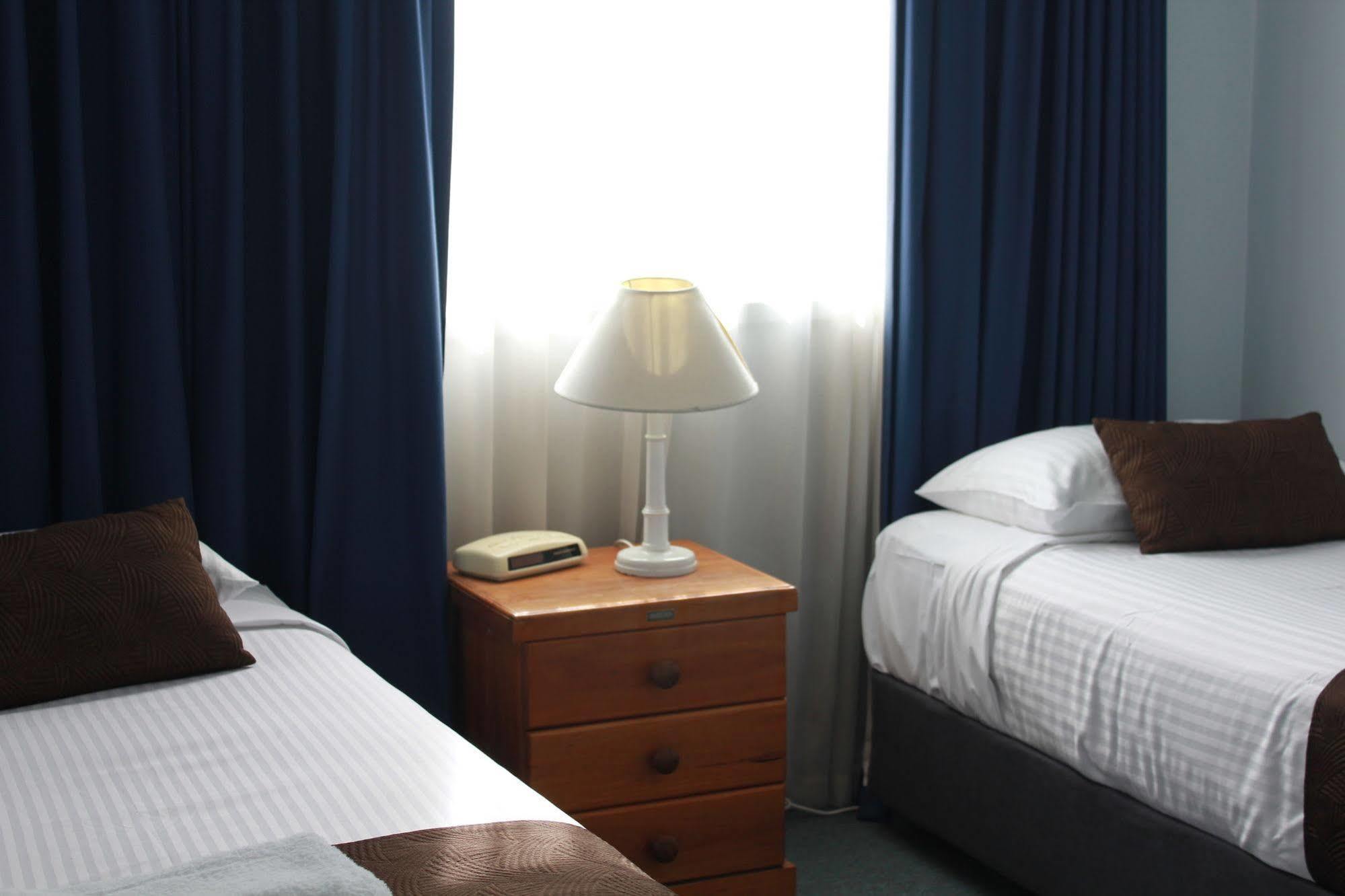 Mid City Motor Inn Сінґлтон Екстер'єр фото