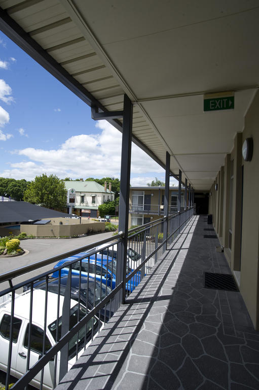 Mid City Motor Inn Сінґлтон Екстер'єр фото